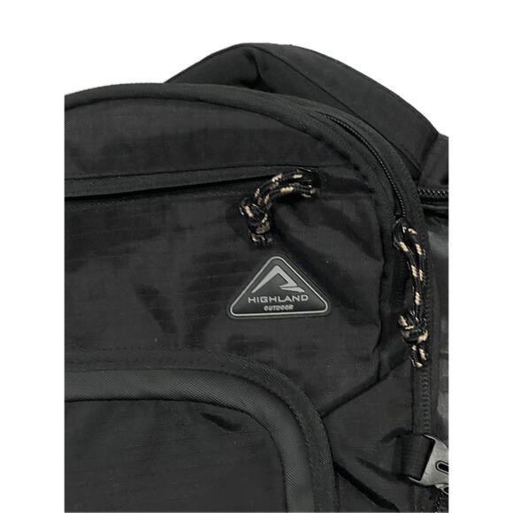 Highland Outdoor Padded Computer Black Backpack XL - Picture 3 of 6